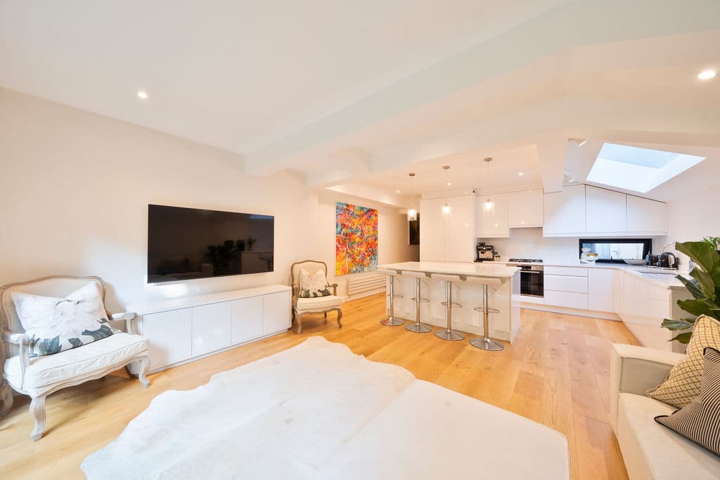 Gowan Avenue - Image 8